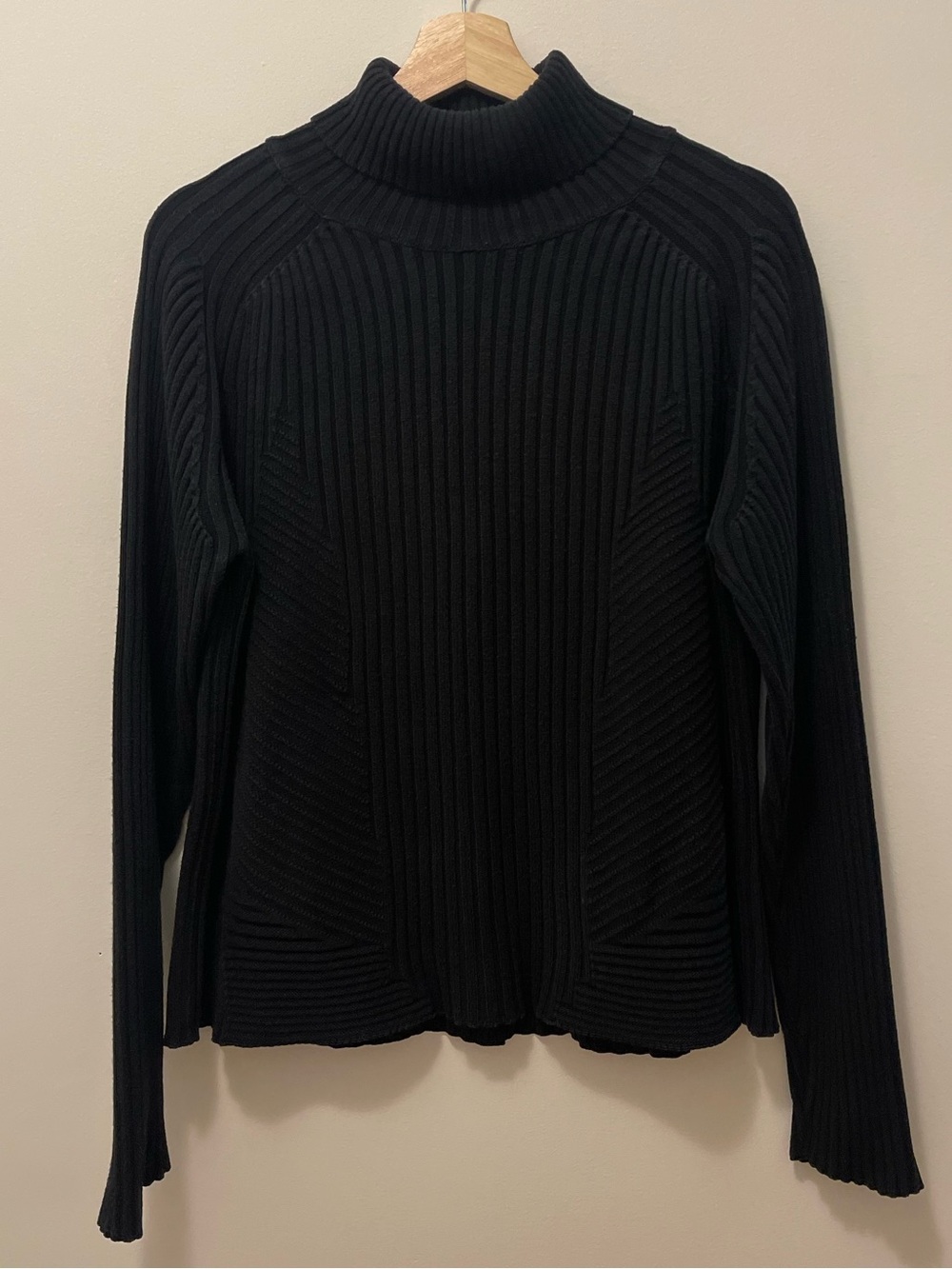 Parkhurst Black Patterned Ribbed Turtleneck Sweater